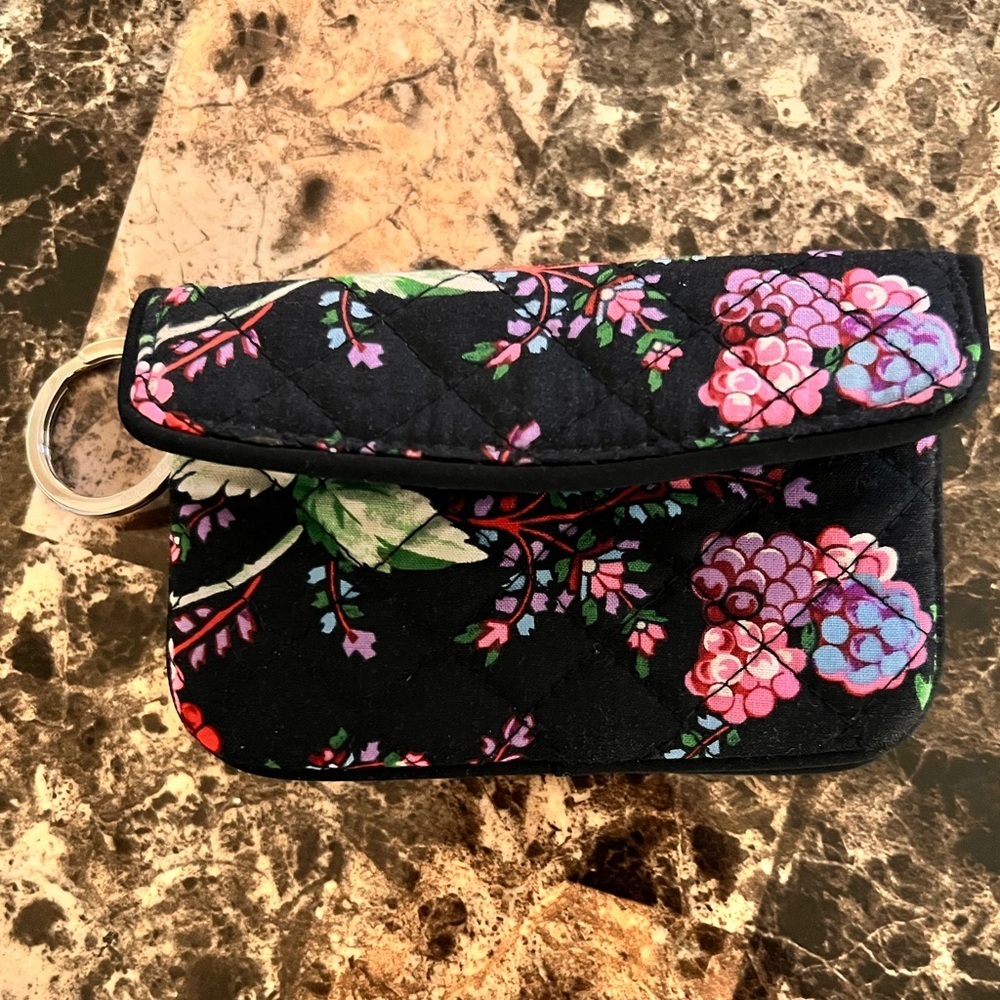 VERA BRADLEY Floral Black Quilted Women's wristlet EUC